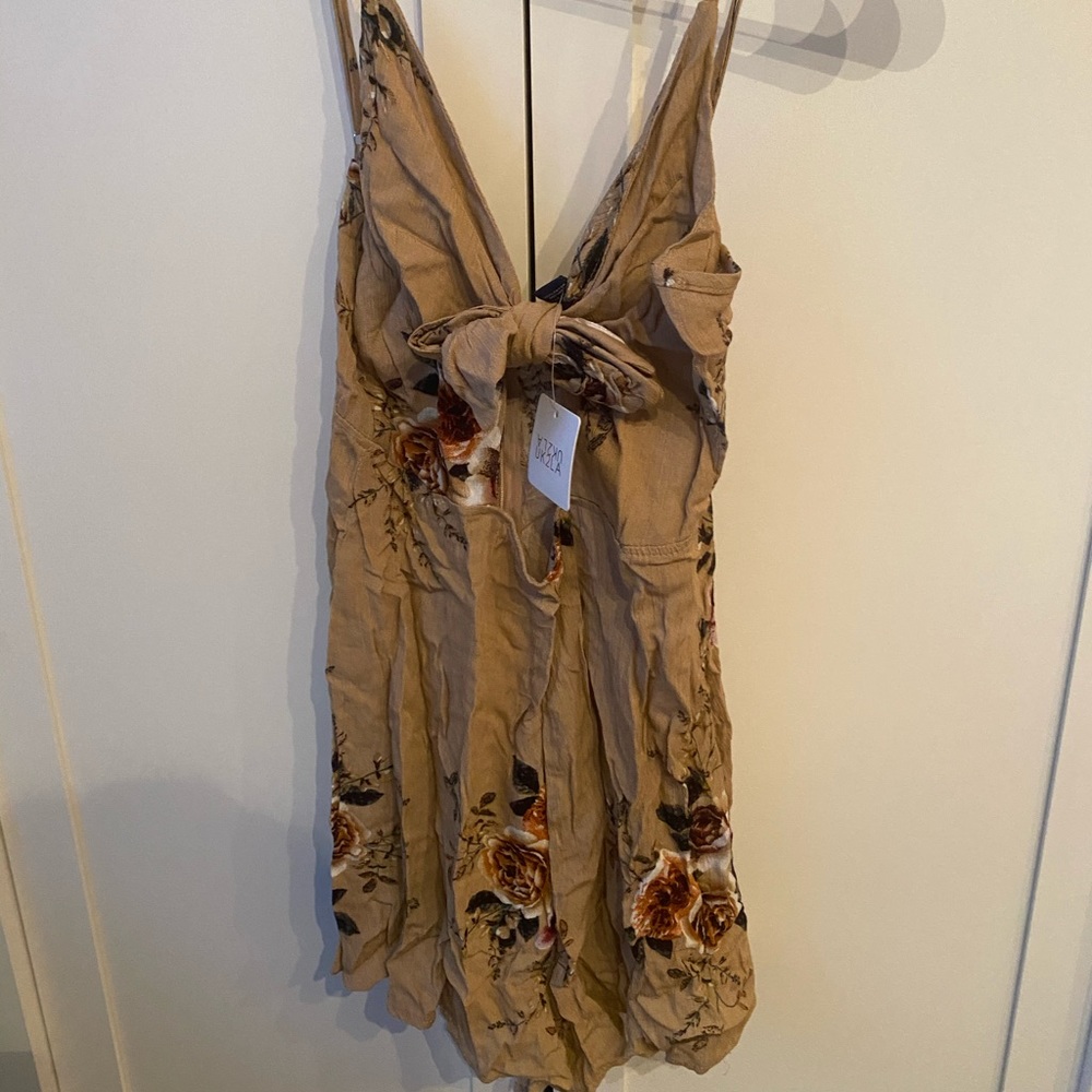 Floral tie romper